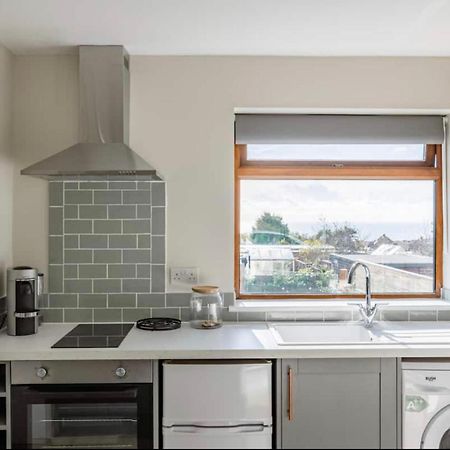 Seaview 1 Bed Open Condo - Free Parking Brighton Exterior photo