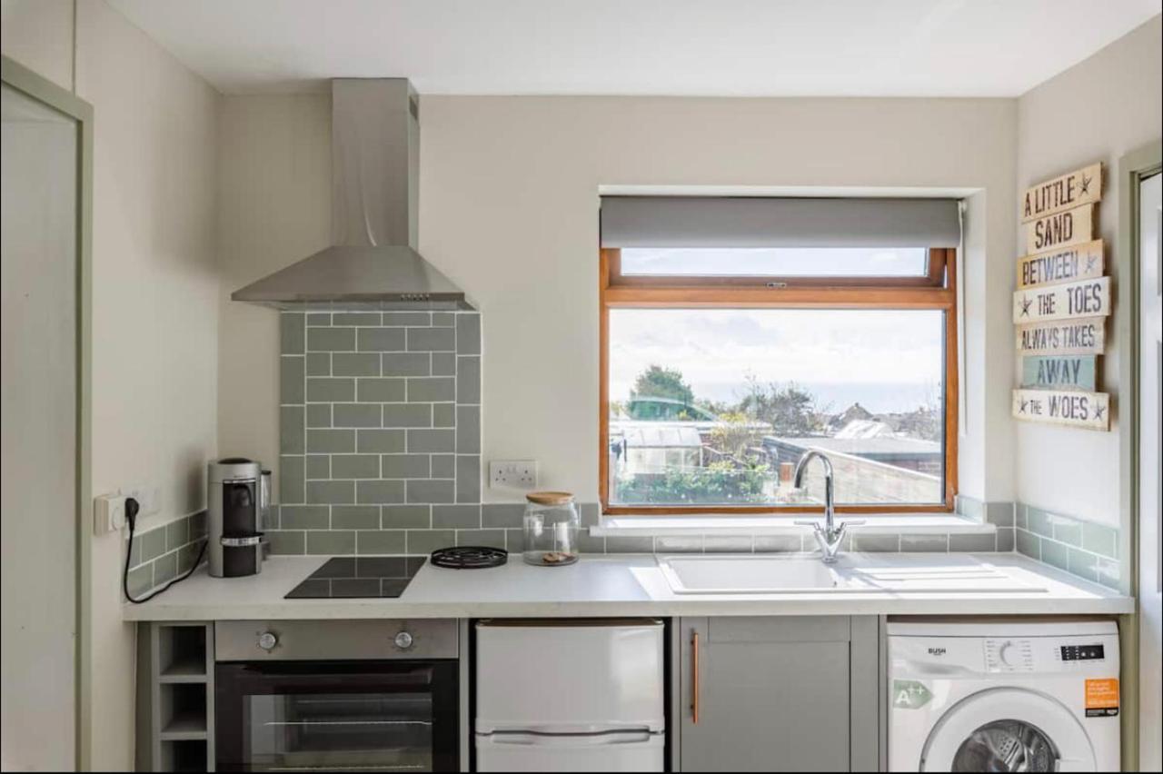 Seaview 1 Bed Open Condo - Free Parking Brighton Exterior photo